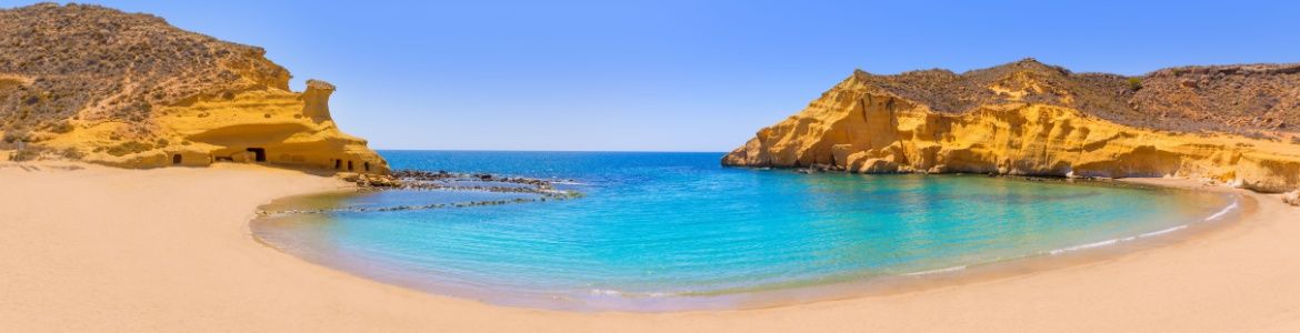 Spiaggia los cocedores a Águilas, Murcia