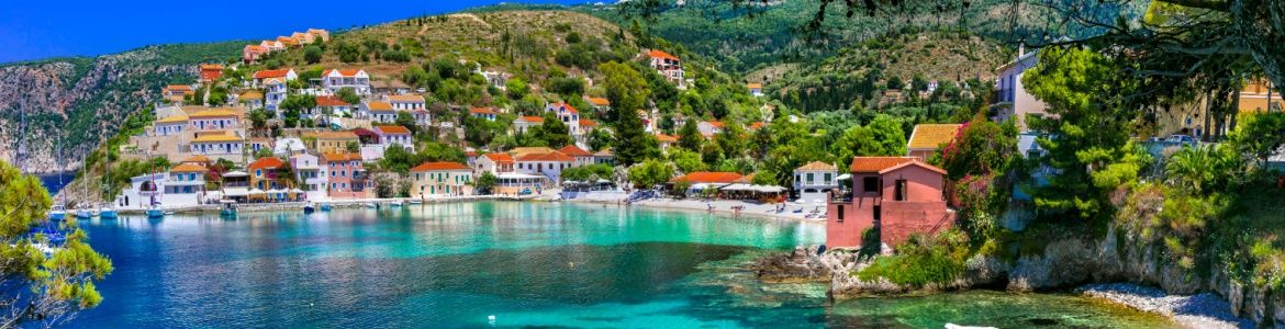 Vista di Assos a Cefalonia, Grecia