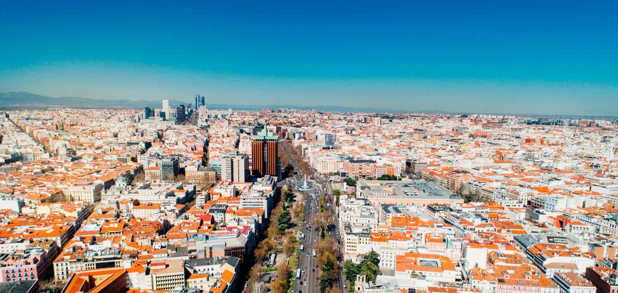 Car hire in Madrid Hub Recoletos 360