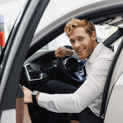 CLIENTES SATISFECHOS QUE RECOMIENDAN Y REPITEN