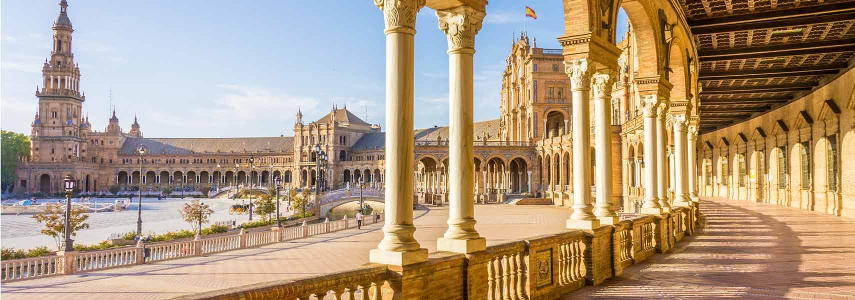 Bilutleie i Sevilla Togstasjon Santa Justa