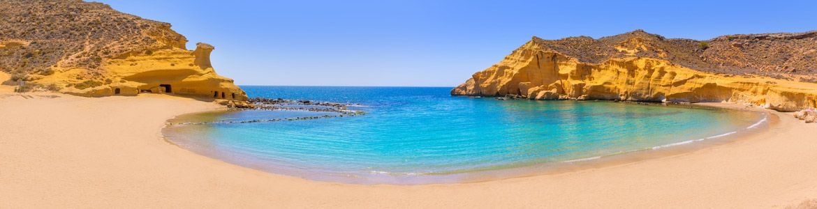 Playa de Cocedores en Murcia cerca de Águilas